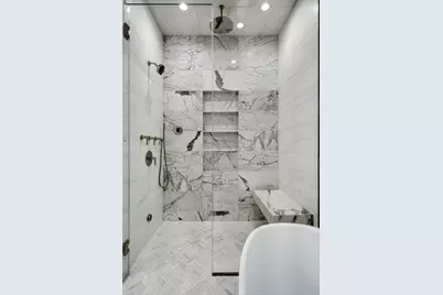 3923 N Janssen Avenue #2E, Chicago, IL 60613 - Photo 8