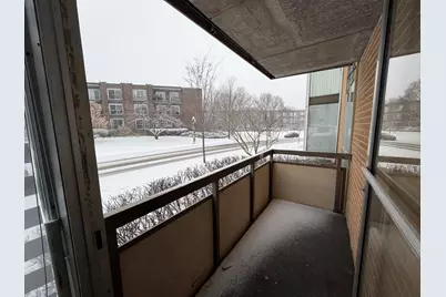 1301 N Western Avenue #104, Lake Forest, IL 60045 - Photo 6