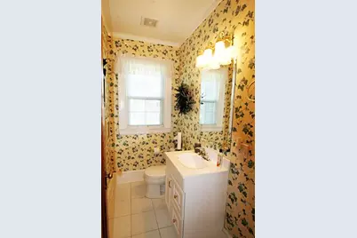 [Address not provided], Hinsdale, IL 60521 - Photo 10