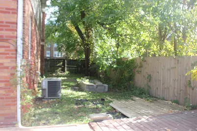 10200 S Rhodes Avenue, Chicago, IL 60628 - Photo 22