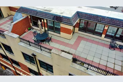 10 E Burlington Street #2C, Riverside, IL 60546 - Photo 32