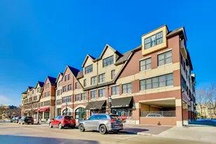 10 E Burlington St, Riverside, IL 60546 - Photo 36