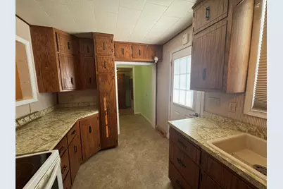 602 E Webster Street, Clifton, IL 61727 - Photo 10