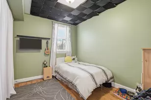 2452 N Lawndale Ave, Chicago, IL 60647 - Photo 12