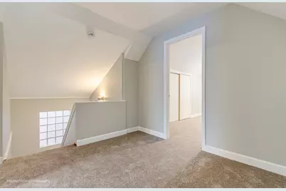 8367 S Baltimore Avenue, Chicago, IL 60617 - Photo 16