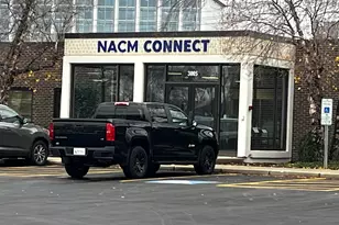 3005 Tollview Dr, Rolling Meadows, IL 60008 - Photo 1