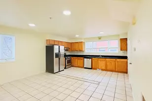 356 W 31st St, Chicago, IL 60616 - Photo 8