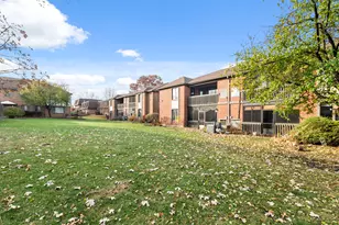 42 Parliament Dr W, Palos Heights, IL 60463 - Photo 18