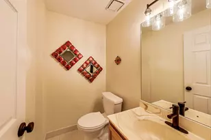 534 River Front Cir, Naperville, IL 60540 - Photo 12