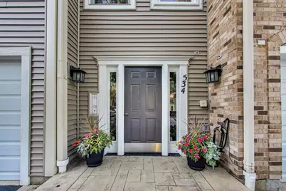 534 River Front Circle #604, Naperville, IL 60540 - Photo 2