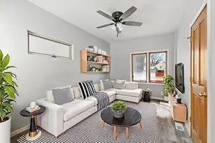 329 S 10th St, Dekalb, IL 60115 - Photo 8