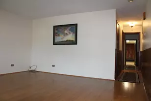 920 Sunnyside Ave, Thornton, IL 60476 - Photo 4