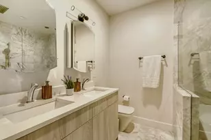 722 W 17th Pl, Chicago, IL 60616 - Photo 16