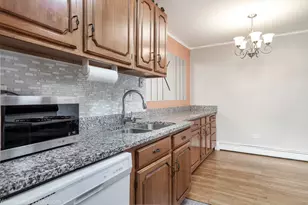 8936 N Parkside Ave, Des Plaines, IL 60016 - Photo 8