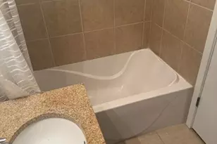 860 N Elston Ave, Chicago, IL 60622 - Photo 14