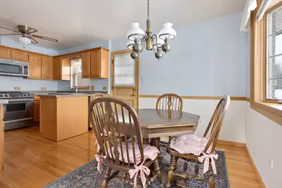 1696 S Elm Street, Des Plaines, IL 60018 - Photo 6