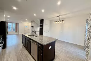 45 Nicholas Dr W, Des Plaines, IL 60016 - Photo 10