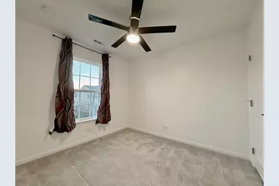 45 Nicholas Drive W, Des Plaines, IL 60016 - Photo 24