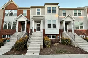 45 Nicholas Dr W, Des Plaines, IL 60016 - Photo 1