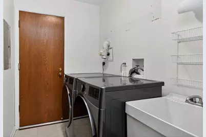 601 Lake Hinsdale Drive #101, Willowbrook, IL 60527 - Photo 16