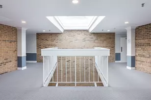 601 Lake Hinsdale Dr, Willowbrook, IL 60527 - Photo 20