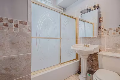 2219 N Kilbourn Avenue, Chicago, IL 60639 - Photo 4