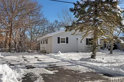 197 Maplewood Drive, Antioch, IL 60002 - Photo 2