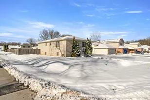 16446 Spaulding Ave, Markham, IL 60428 - Photo 2