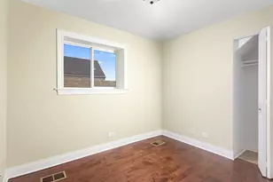2649 W 21st Pl, Chicago, IL 60608 - Photo 12