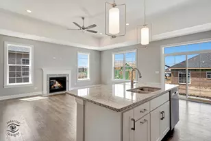 8026 Bradley Dr, Tinley Park, IL 60487 - Photo 10