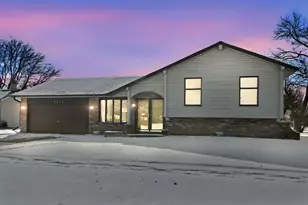 1345 S Madlock Ct, Elgin, IL 60123 - Photo 1