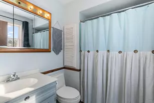 1345 S Madlock Ct, Elgin, IL 60123 - Photo 10