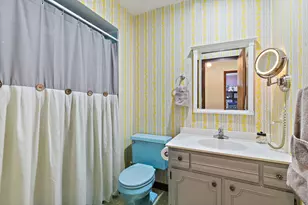 1345 S Madlock Ct, Elgin, IL 60123 - Photo 12