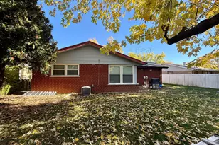 [Address not provided], Hazel Crest, IL 60429 - Photo 36