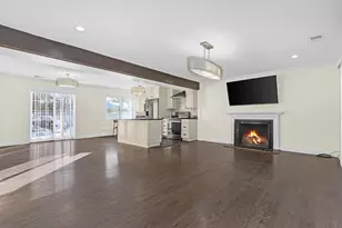 3225 Illinois Rd, Wilmette, IL 60091 - Photo 4