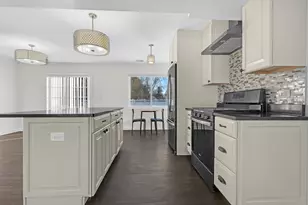 3225 Illinois Rd, Wilmette, IL 60091 - Photo 12