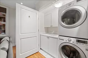 189 E Lake Shore Dr, Chicago, IL 60611 - Photo 32