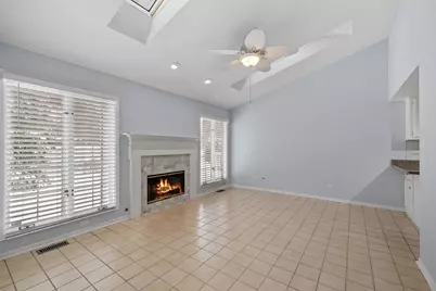 15301 Wilshire Drive, Orland Park, IL 60462 - Photo 6