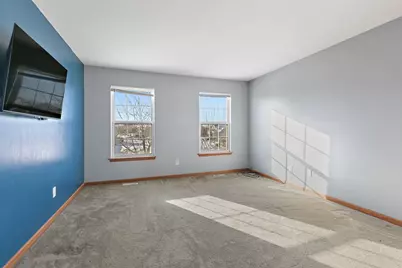 39 W Bluebell Avenue, Cortland, IL 60112 - Photo 16