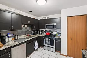 2797 Shelly Ln, Aurora, IL 60504 - Photo 12