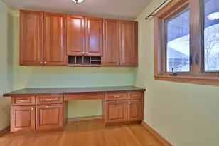 1403 Forest Dr, Glenview, IL 60025 - Photo 20