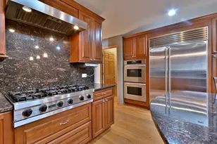 1403 Forest Dr, Glenview, IL 60025 - Photo 6