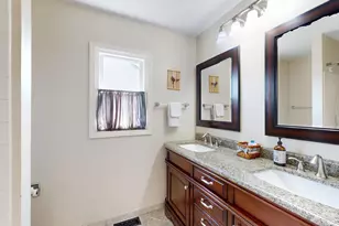 412 Chateau Dr, Buffalo Grove, IL 60089 - Photo 26