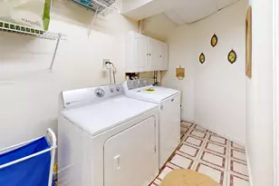 412 Chateau Dr, Buffalo Grove, IL 60089 - Photo 30