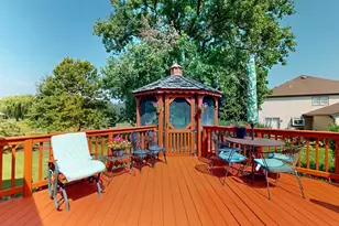 412 Chateau Dr, Buffalo Grove, IL 60089 - Photo 32