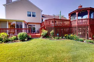 412 Chateau Dr, Buffalo Grove, IL 60089 - Photo 34
