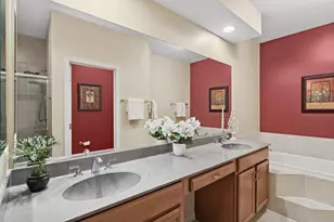 706 Owl Creek Ln, Gurnee, IL 60031 - Photo 6