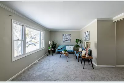 3017 Gabriel Avenue, Zion, IL 60099 - Photo 4