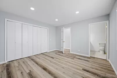 2S616 Linden Square, Warrenville, IL 60555 - Photo 14