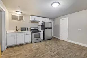 631 E 142nd St, Dolton, IL 60419 - Photo 6